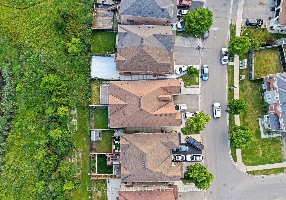 54-clearfield-drive-brampton-ontario-w13506308