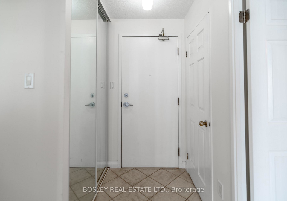 101-subway-crescent-toronto-etobicoke-ontario-w13506478