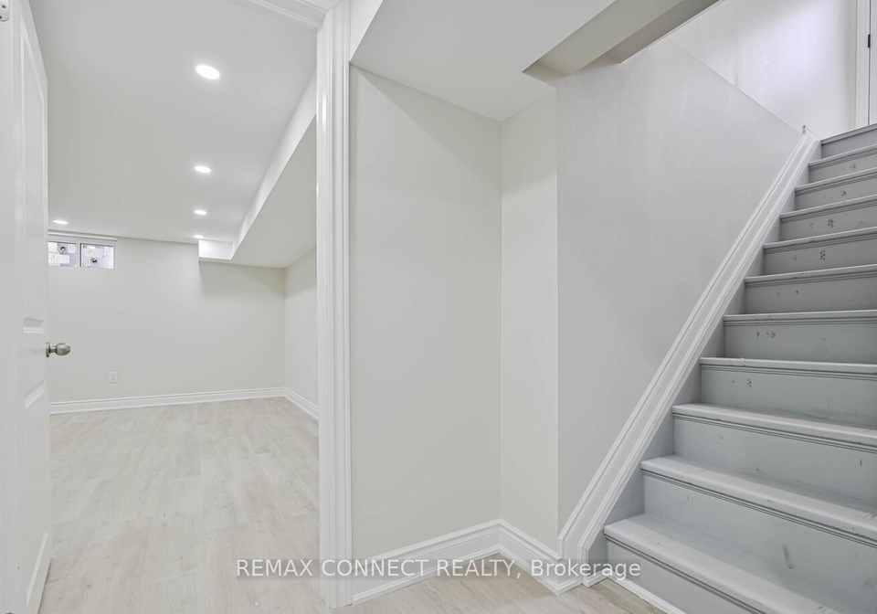 55-taysham-crescent-toronto-etobicoke-ontario-w13506684