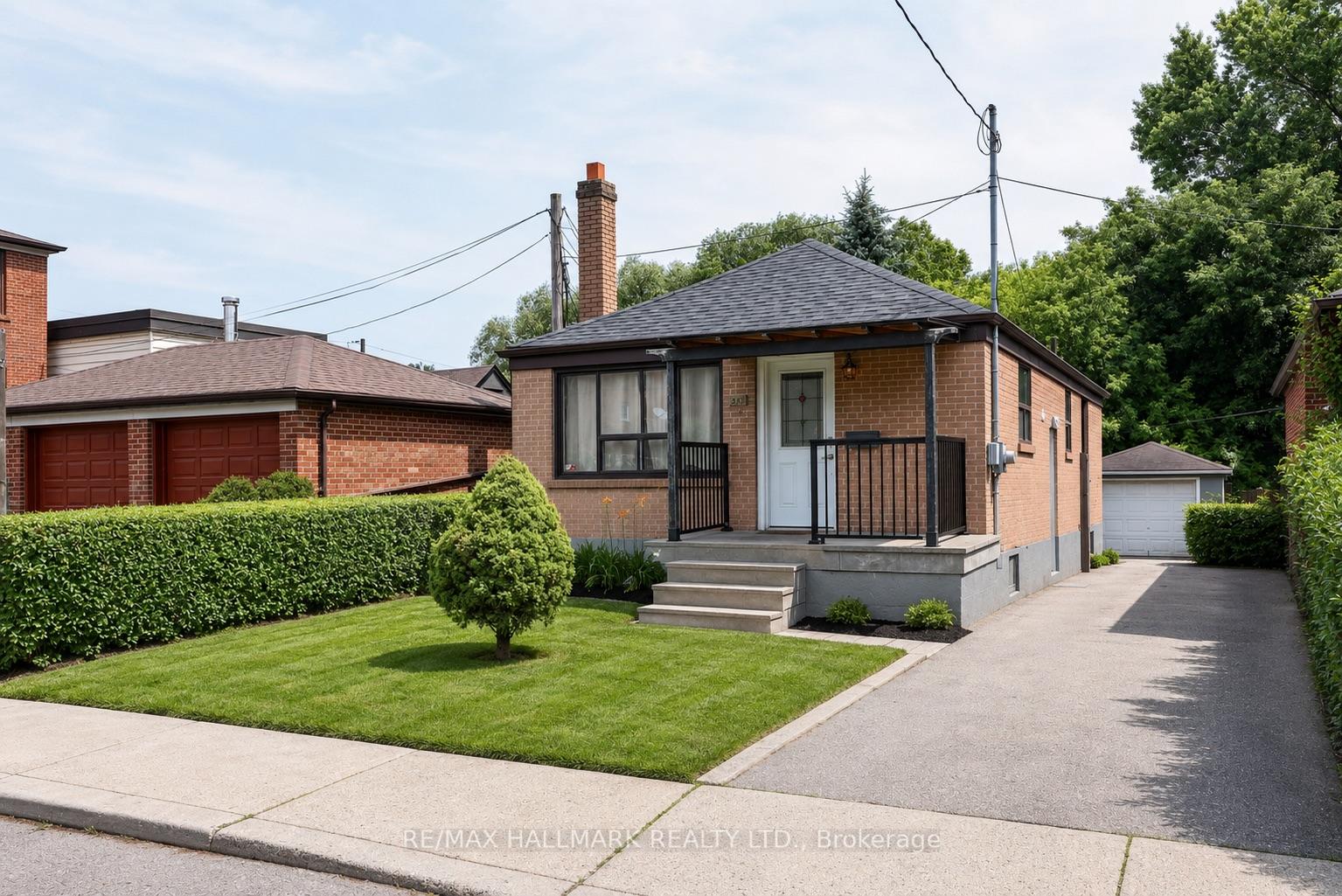 139-kitchener-avenue-toronto-toronto-ontario-w13506826