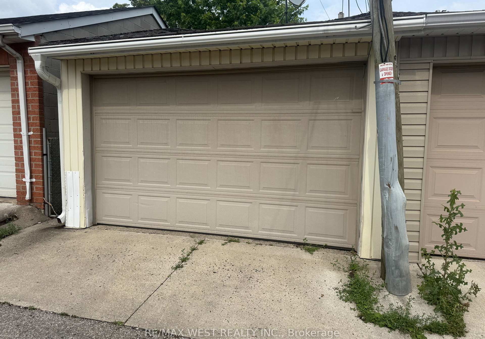 10-wiltshire-avenue-toronto-toronto-ontario-w13507036