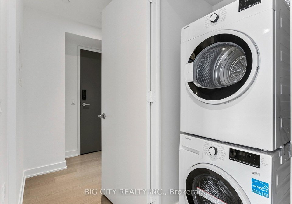 448-burnhamthorpe-road-w-mississauga-ontario-w13507188