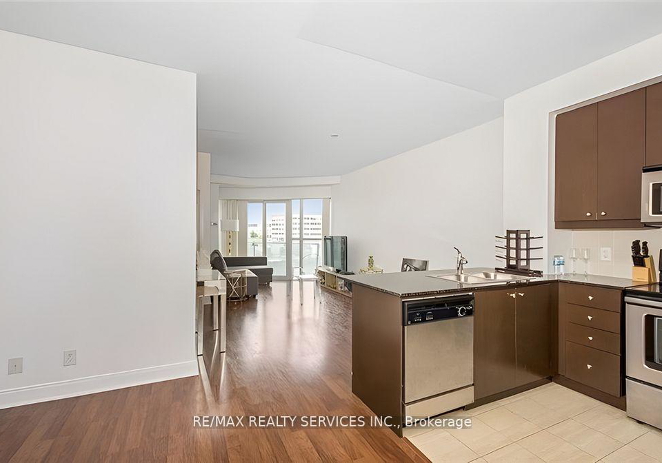 50-absolute-avenue-mississauga-ontario-w13507354