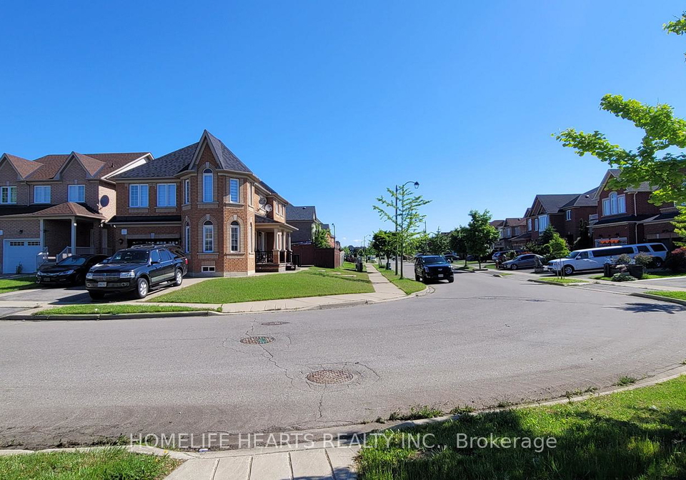 43-turquoise-crescent-brampton-ontario-w13507530