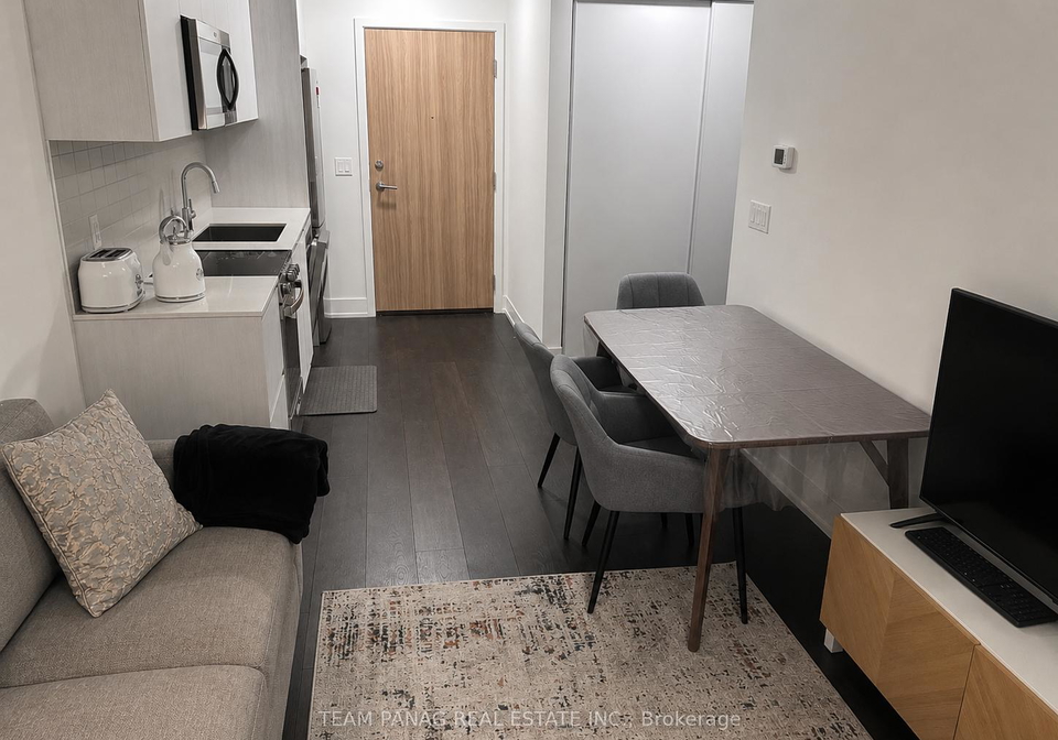 3100-keele-street-toronto-york-ontario-w13507768
