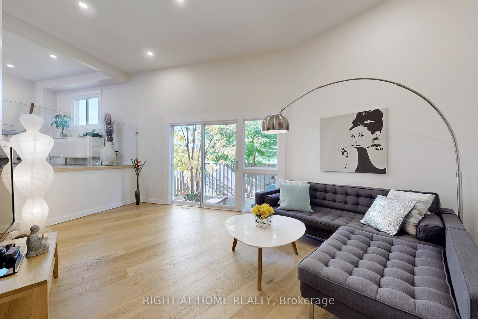 400-bloor-street-mississauga-ontario-w13507788