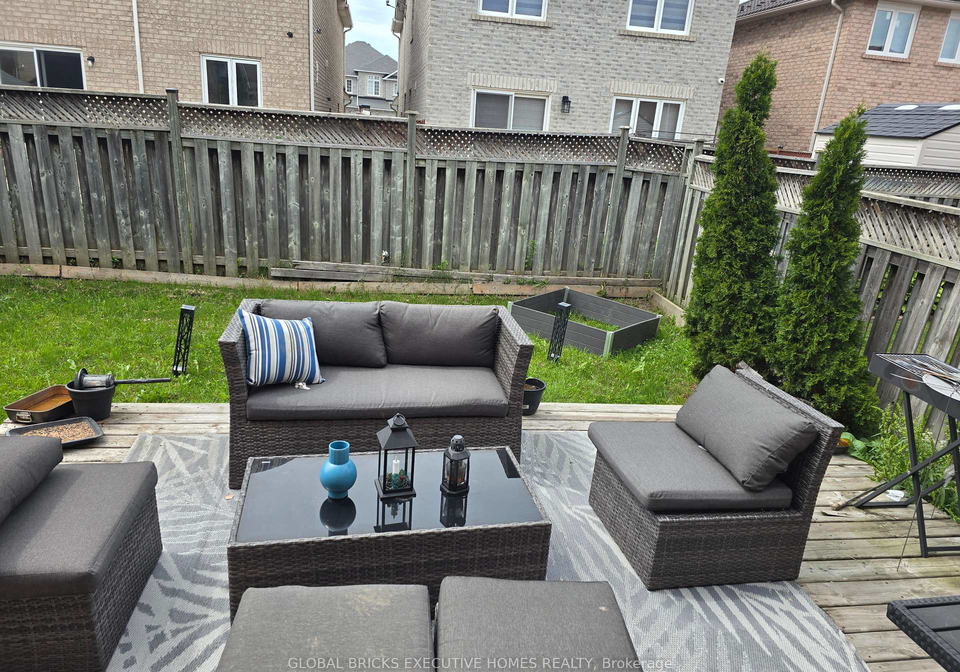 17-mannel-crescent-brampton-ontario-w13507918