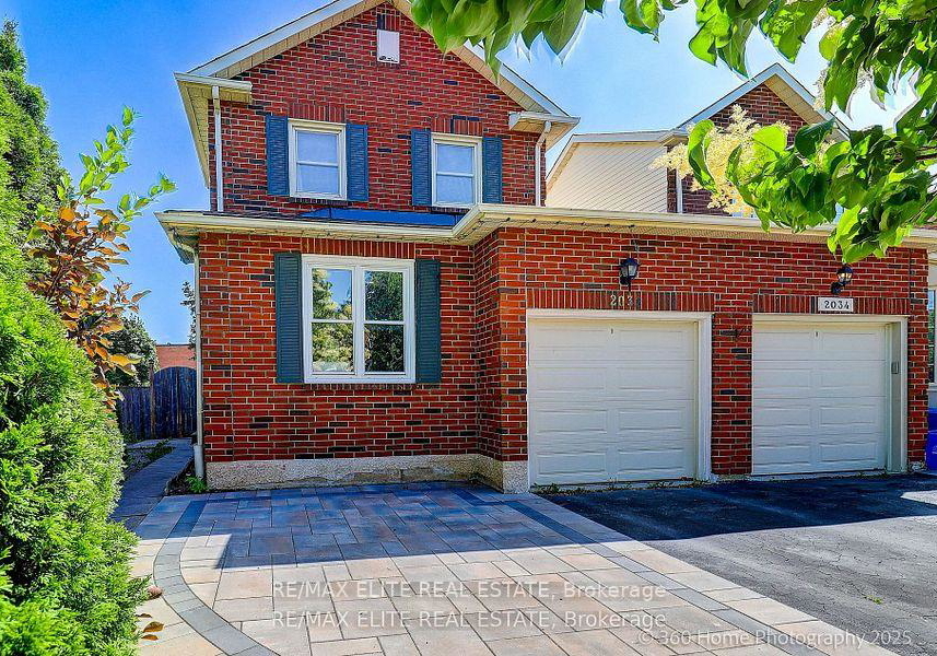 2032-glenada-crescent-oakville-ontario-w13508122
