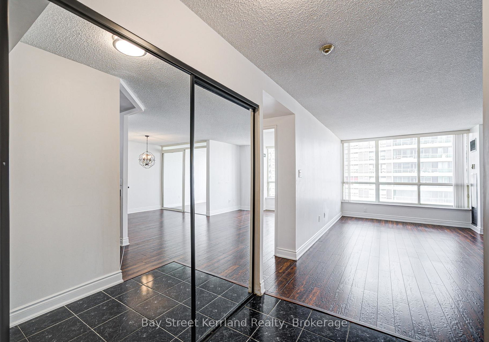 55-elm-drive-n-mississauga-ontario-w13508132