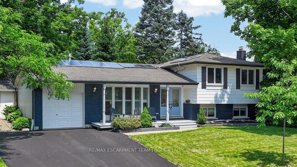 2389-peart-court-burlington-ontario-w13508406