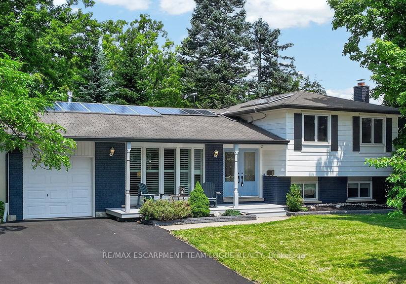 2389-peart-court-burlington-ontario-w13508406