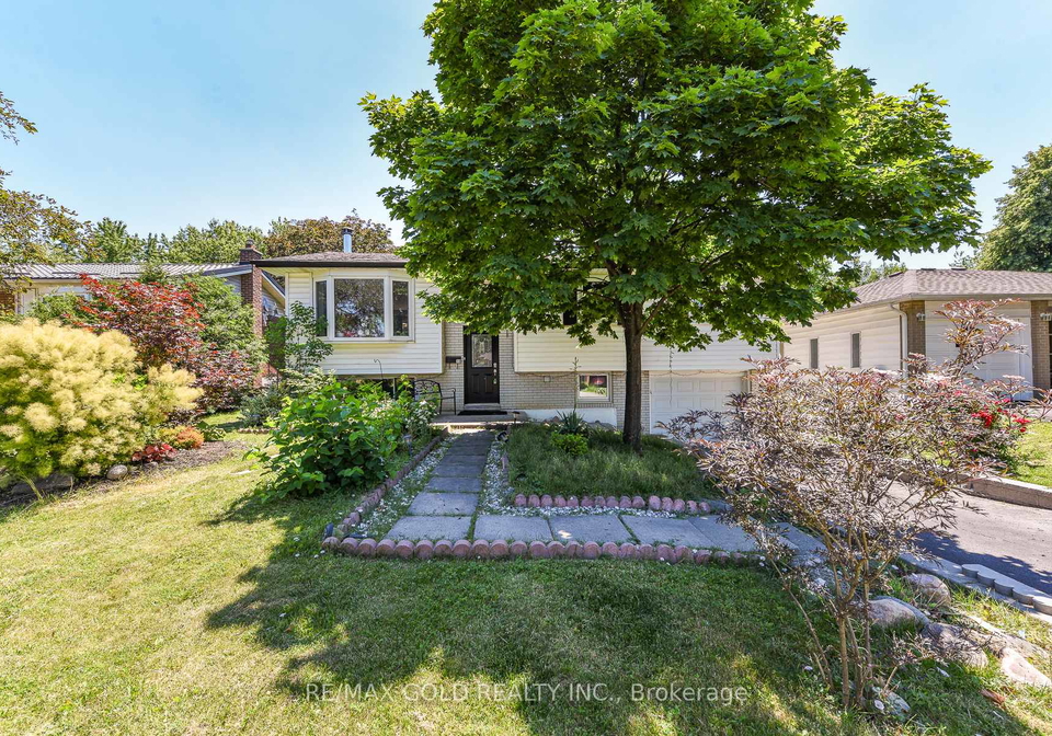 18-drury-crescent-brampton-ontario-w13508880