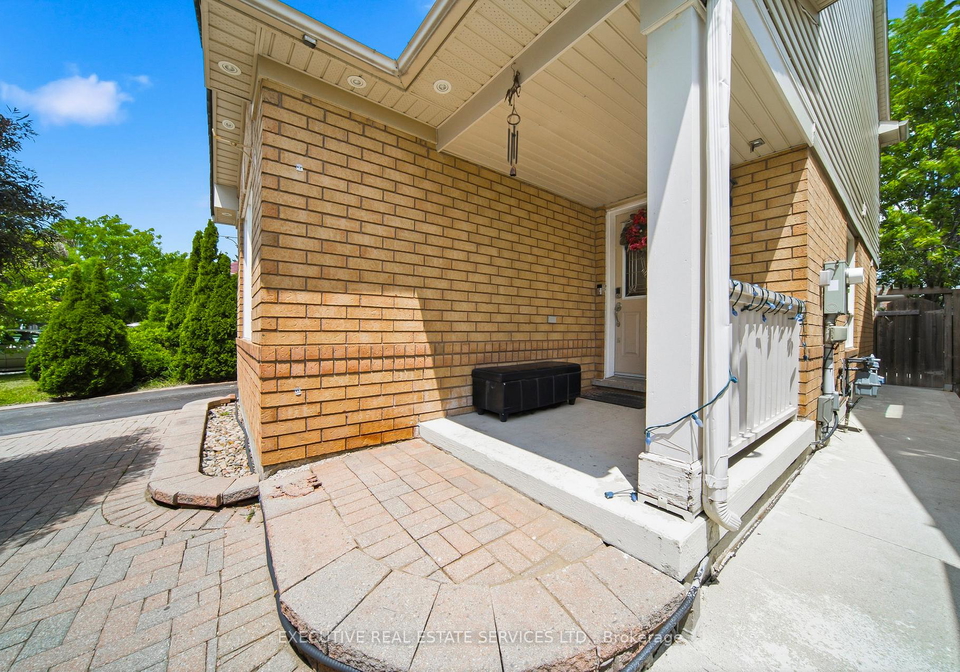 51-worthington-avenue-brampton-ontario-w13509058