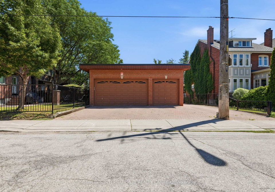 376-sunnyside-avenue-toronto-toronto-ontario-w13509134