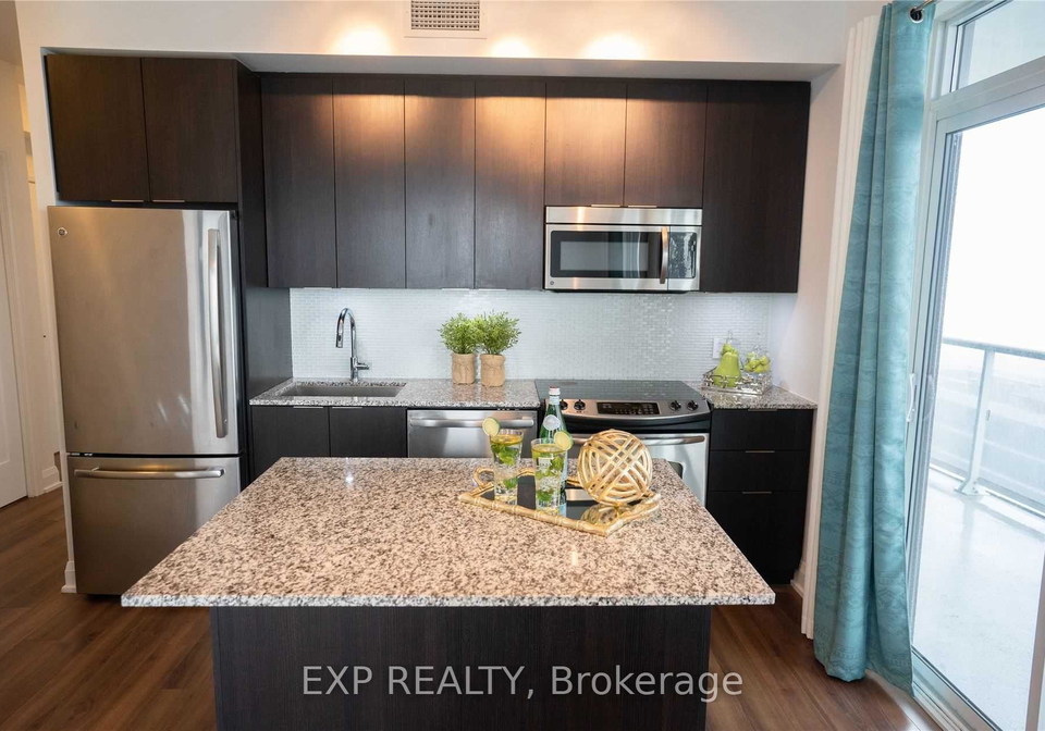 56-annie-craig-drive-toronto-etobicoke-ontario-w13509274