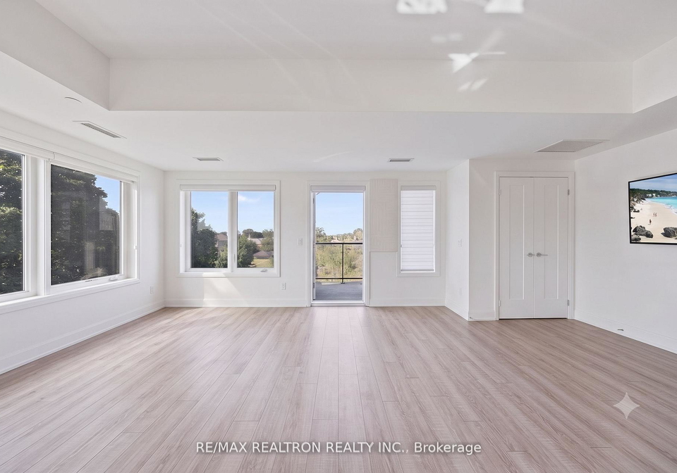 155-downsview-park-boulevard-toronto-york-ontario-w13509346