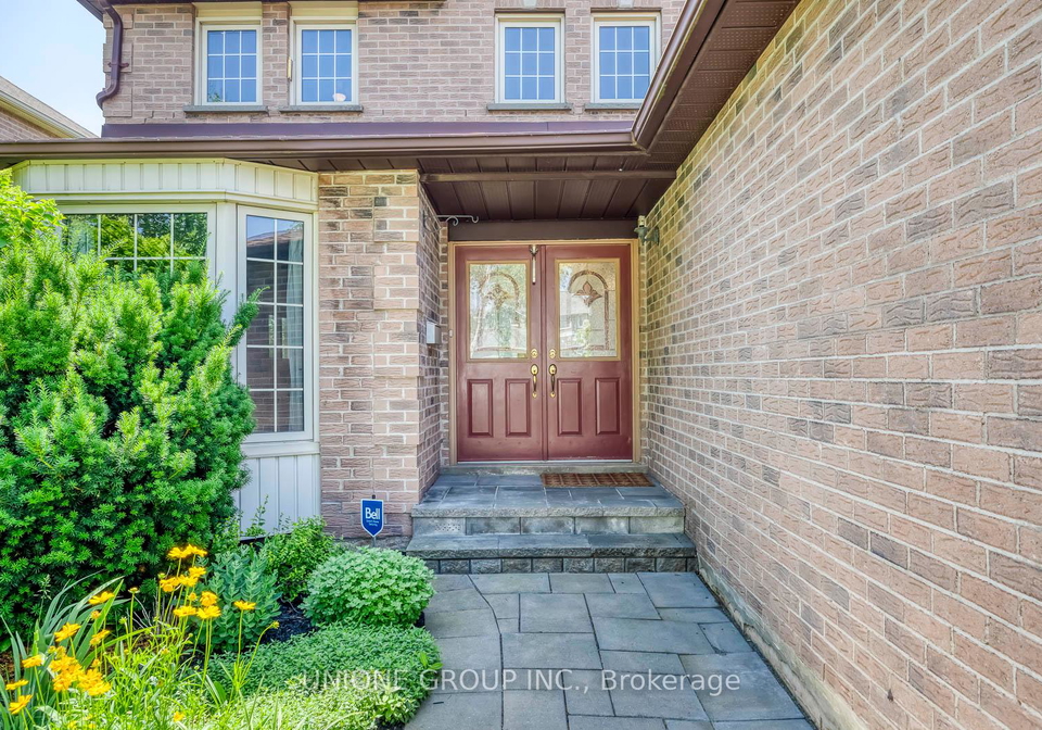 392-carrier-lane-oakville-ontario-w13509442