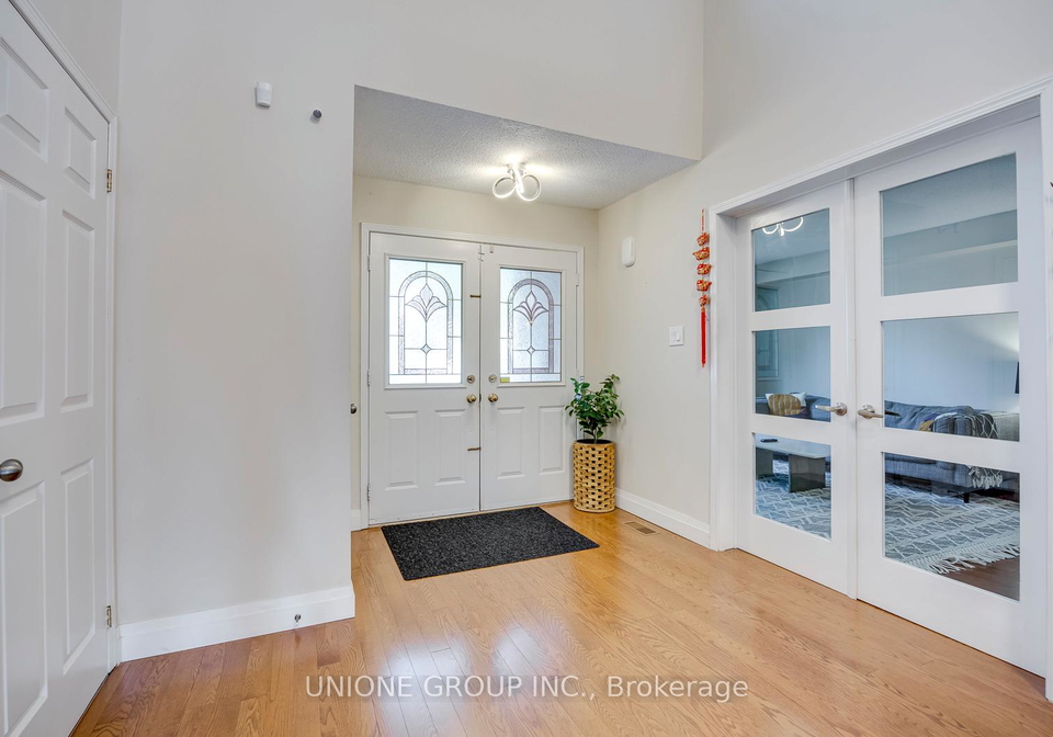 392-carrier-lane-oakville-ontario-w13509442