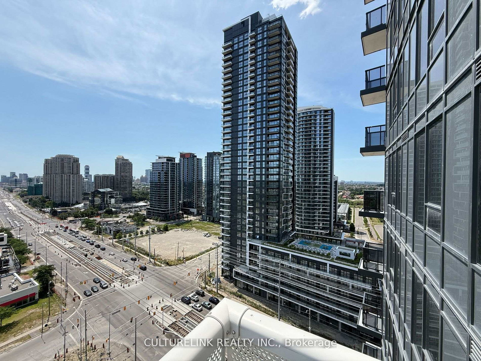 5105-hurontario-street-mississauga-ontario-w13509546