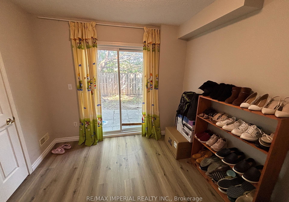 80-acorn-place-mississauga-ontario-w13509728