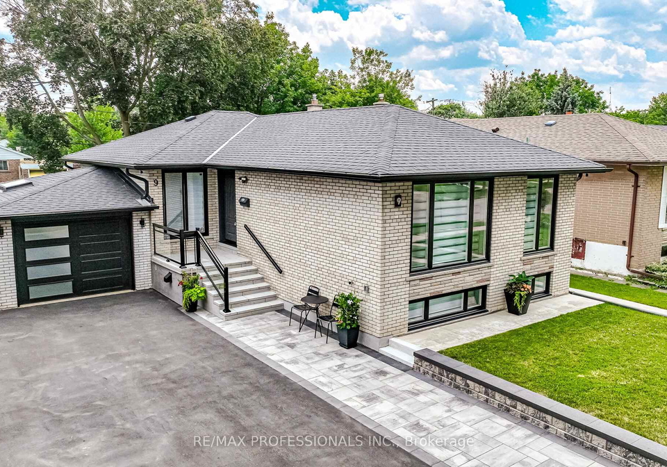 9-tynevale-drive-toronto-etobicoke-ontario-w13509864