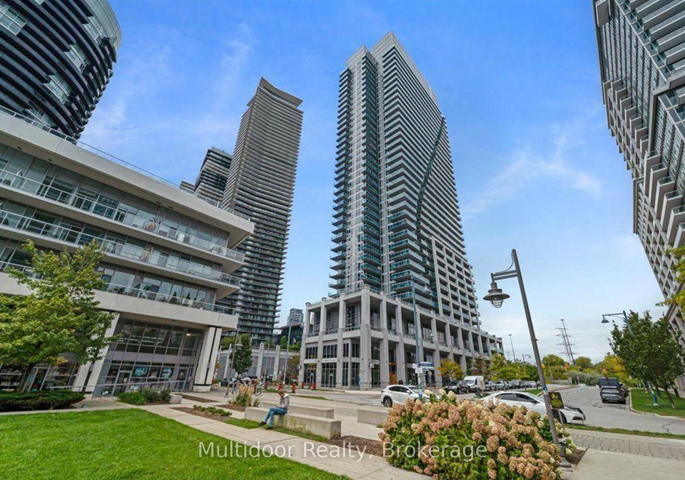 16-brookers-lane-toronto-etobicoke-ontario-w13509886