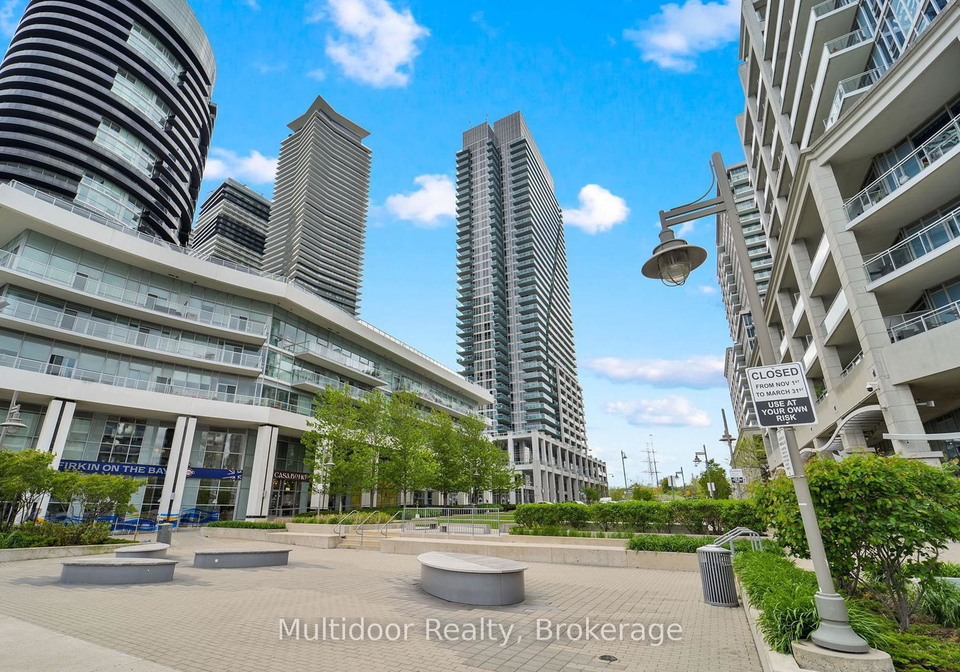 16-brookers-lane-toronto-etobicoke-ontario-w13509886