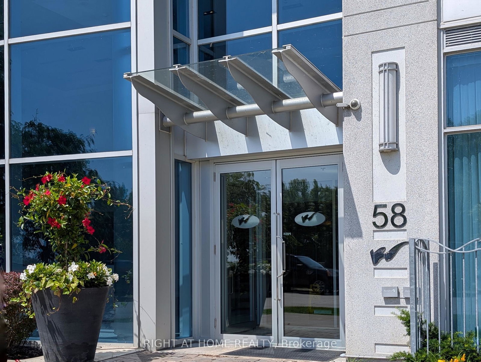 58-marine-parade-drive-toronto-etobicoke-ontario-w13509996