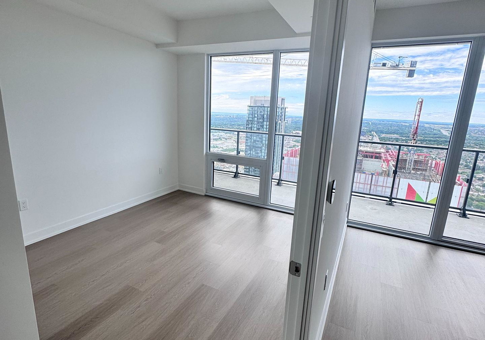 448-burnhamthorpe-road-w-mississauga-ontario-w13511246
