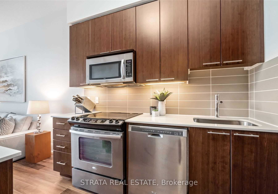 15-viking-lane-toronto-etobicoke-ontario-w13512016