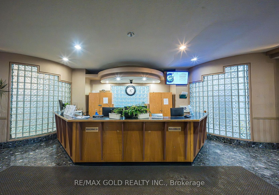 35-trailwood-drive-mississauga-ontario-w13512770