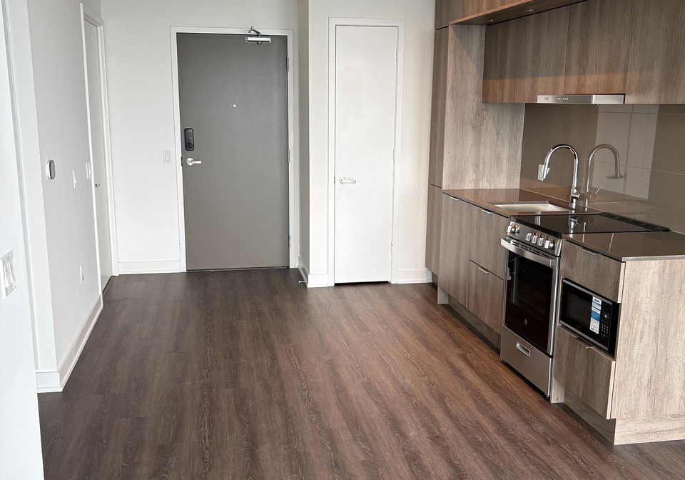 448-burnhamthorpe-road-w-mississauga-ontario-w13512876