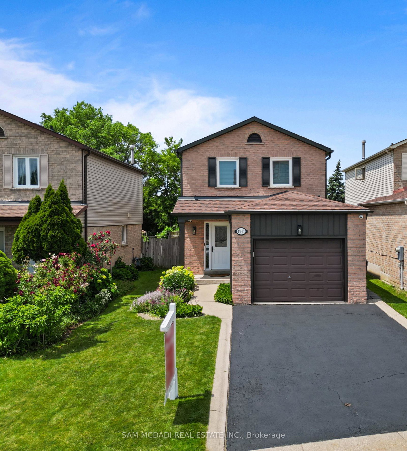 1541-cuthbert-avenue-mississauga-ontario-w13513022