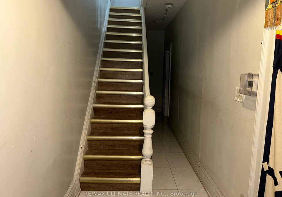 120-lansdowne-avenue-toronto-toronto-ontario-w13513070