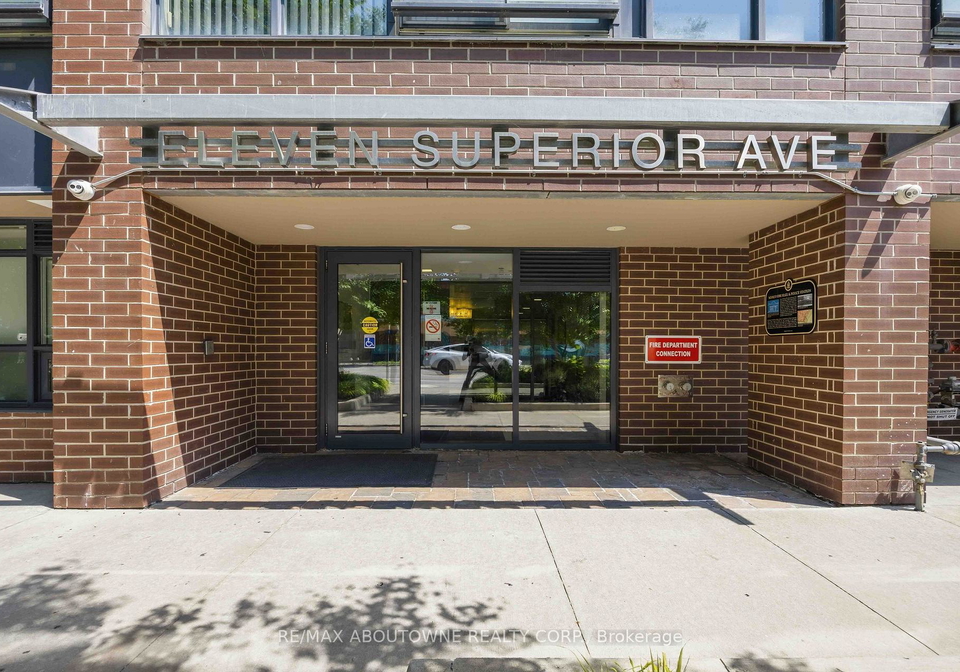 11-superior-avenue-toronto-etobicoke-ontario-w13513244