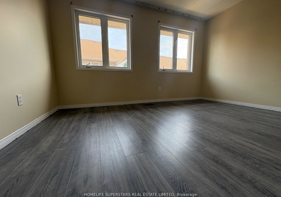 25-shining-star-crescent-toronto-north-york-ontario-w13513344