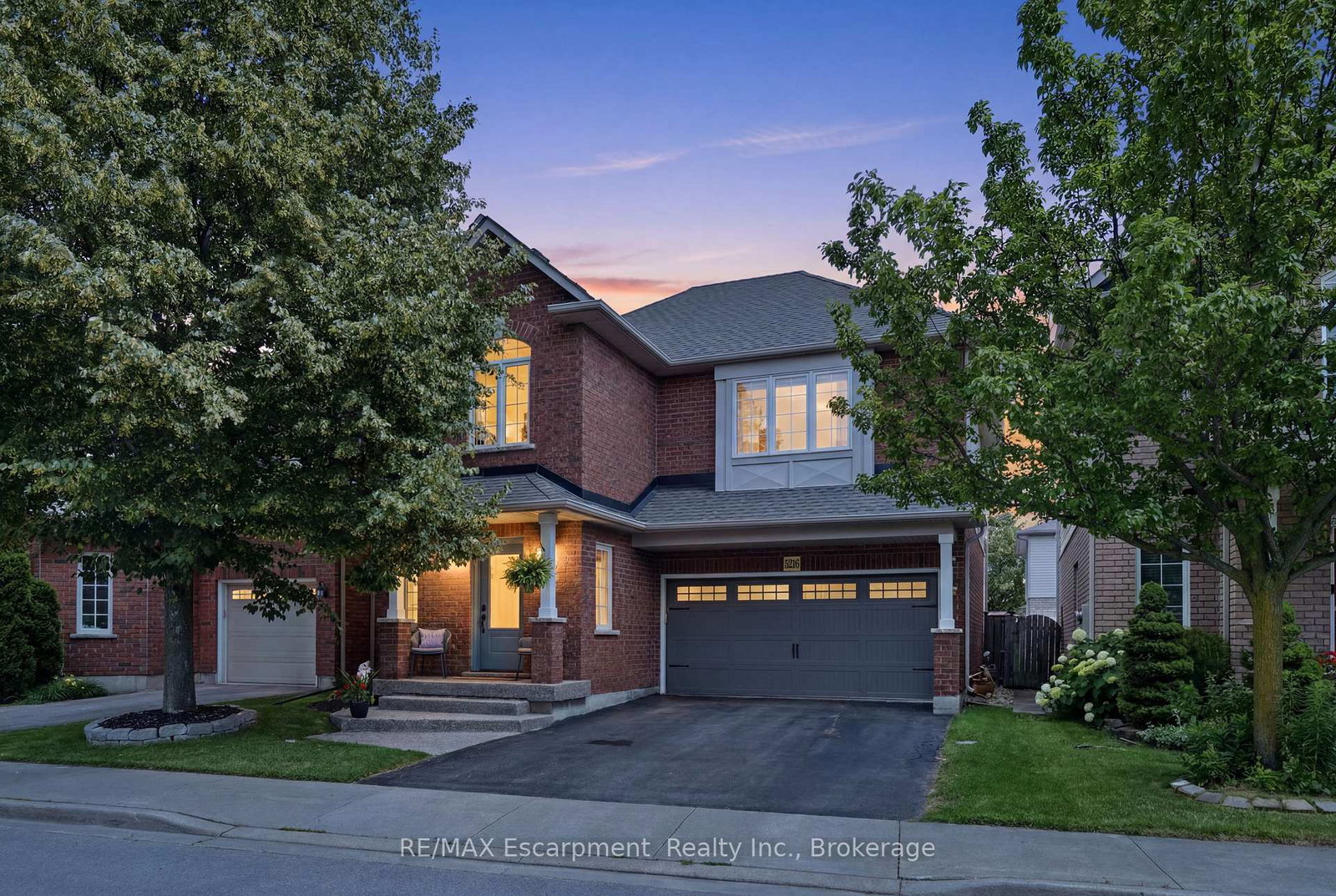 5216-garland-crescent-burlington-ontario-w13513404