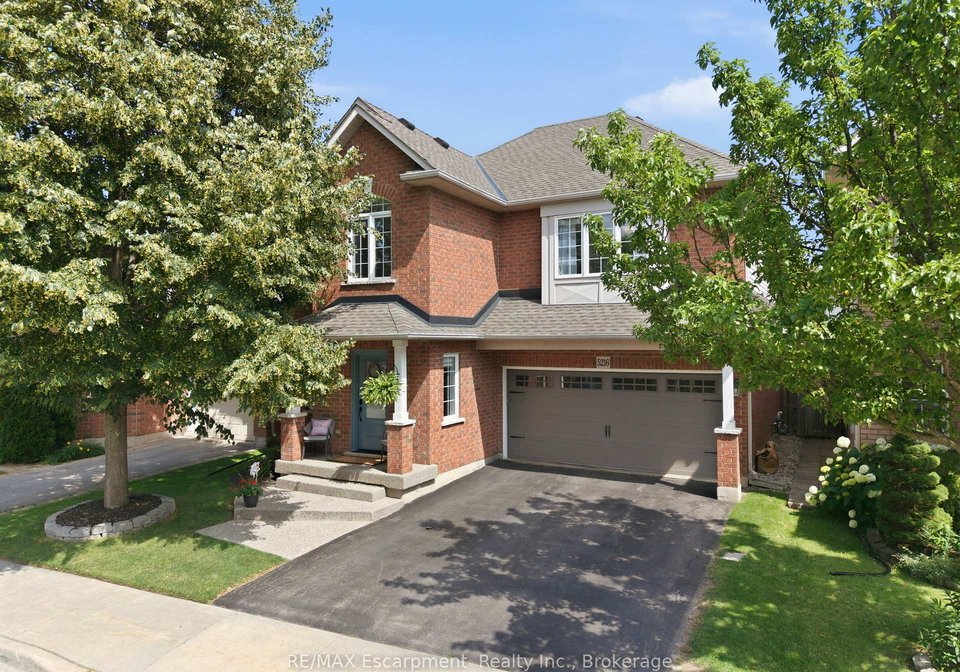 5216-garland-crescent-burlington-ontario-w13513404