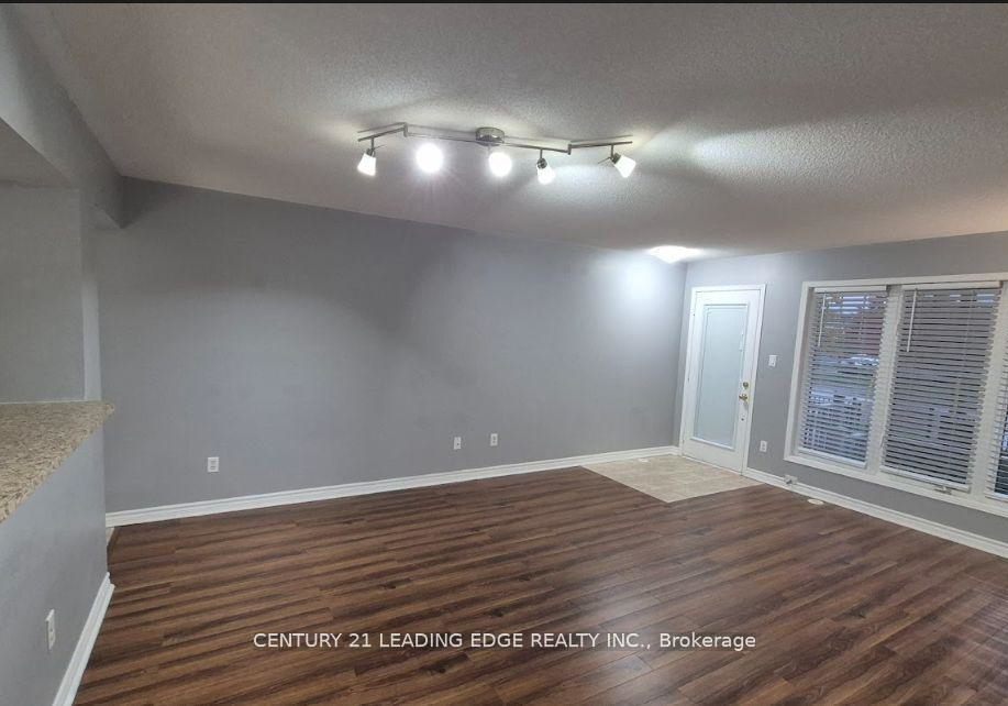 333thomas-street-mississauga-ontario-w13513476