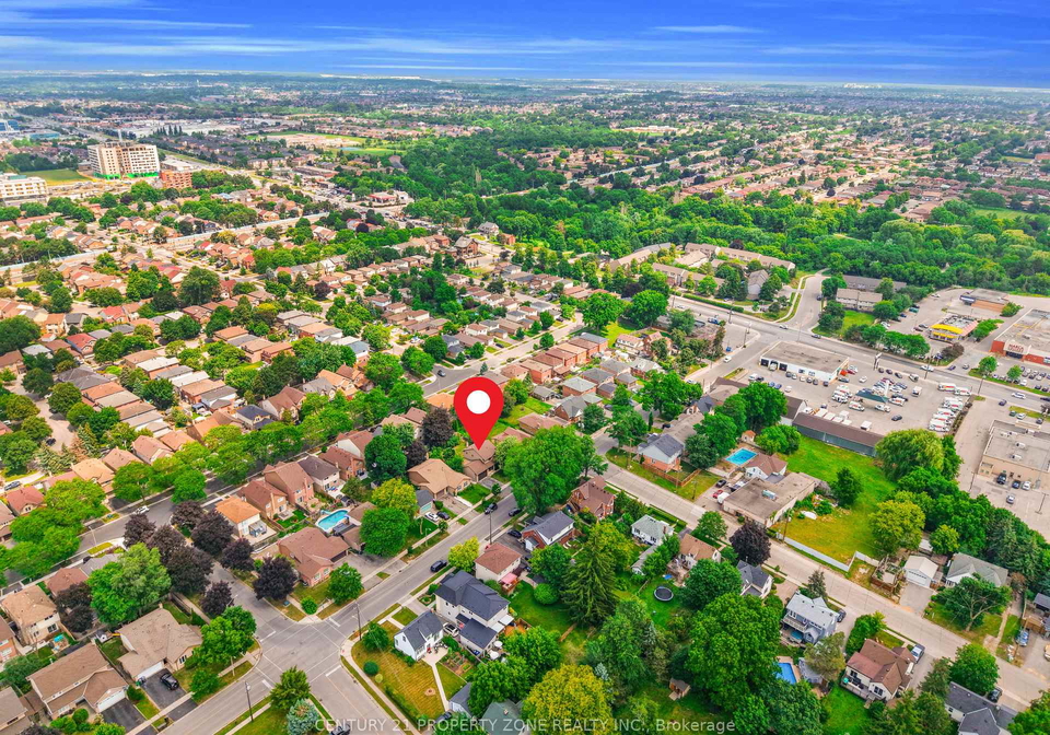 32-archibald-street-brampton-ontario-w13513484