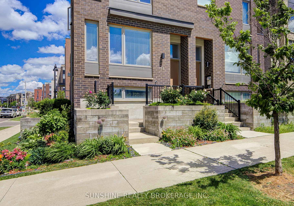 143-stanley-greene-boulevard-toronto-york-ontario-w13513516