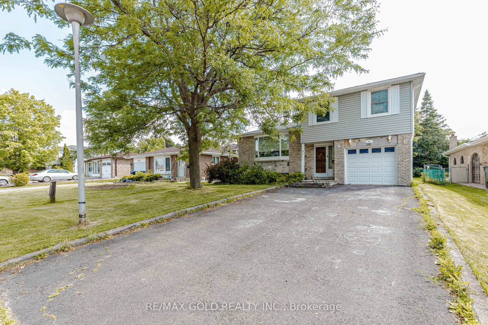 31-gondola-crescent-brampton-ontario-w13513600