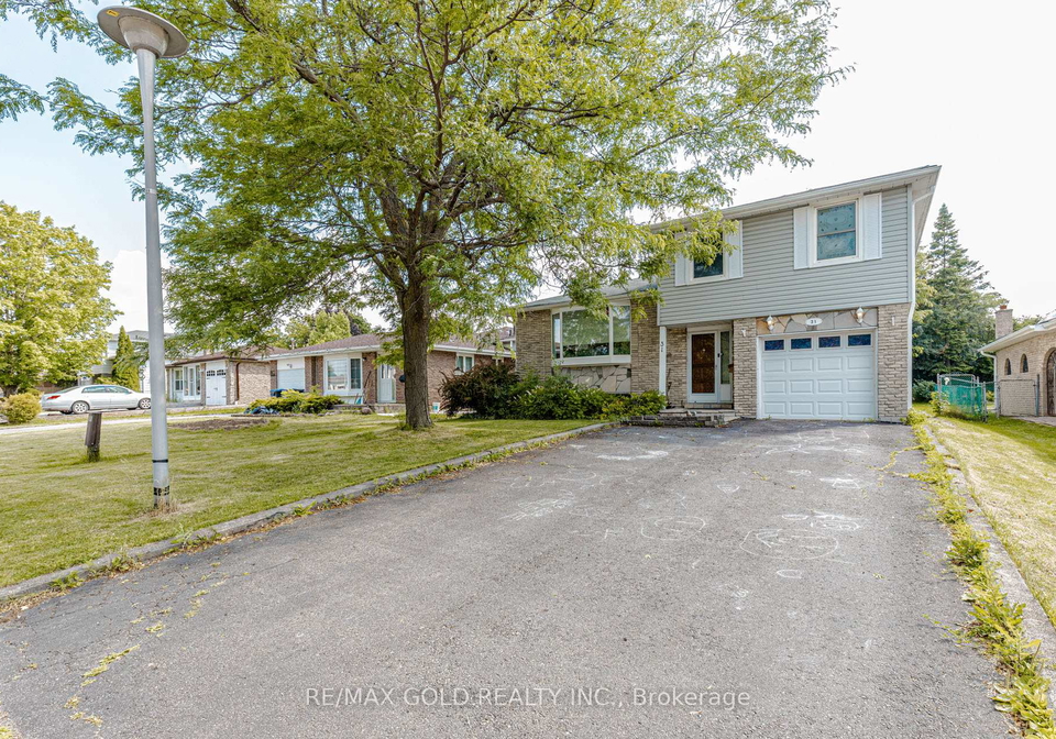 31-gondola-crescent-brampton-ontario-w13513600