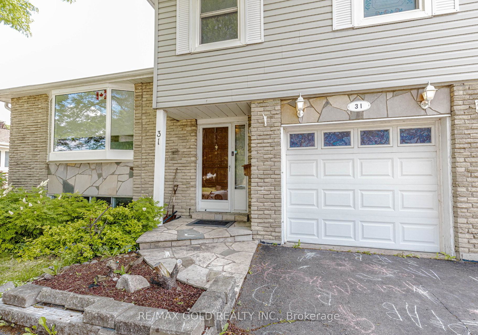 31-gondola-crescent-brampton-ontario-w13513600