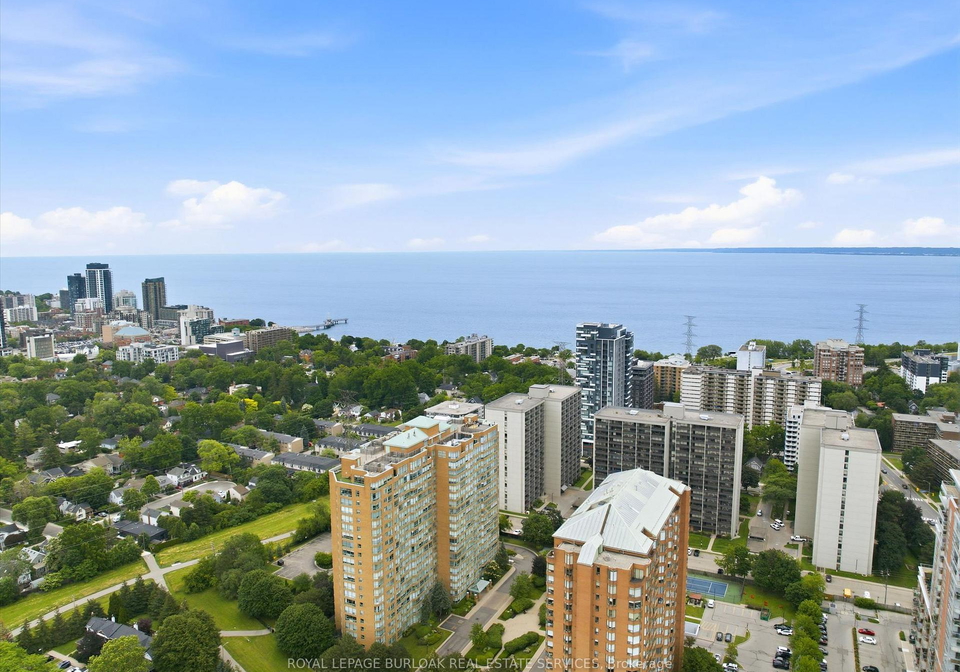 1276-maple-crossing-boulevard-burlington-ontario-w13513700