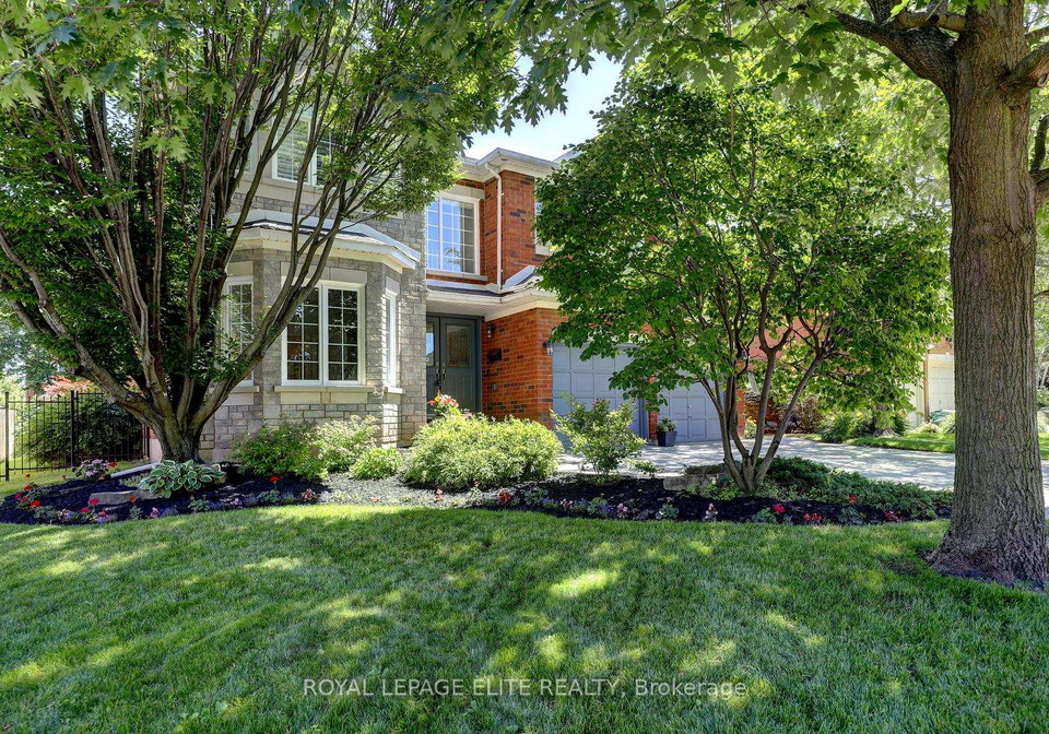 1019-skyvalley-crescent-oakville-ontario-w13513742
