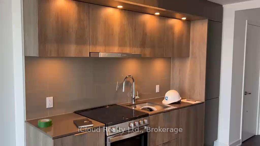 448-burnhamthorpe-road-w-mississauga-ontario-w13513802