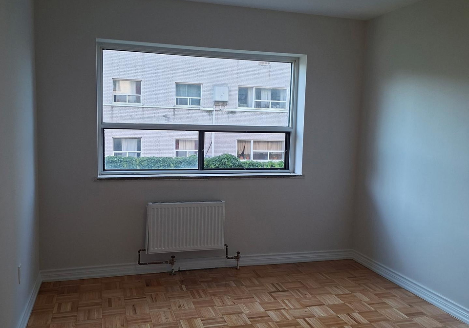 2202-weston-road-toronto-north-york-ontario-w13514194