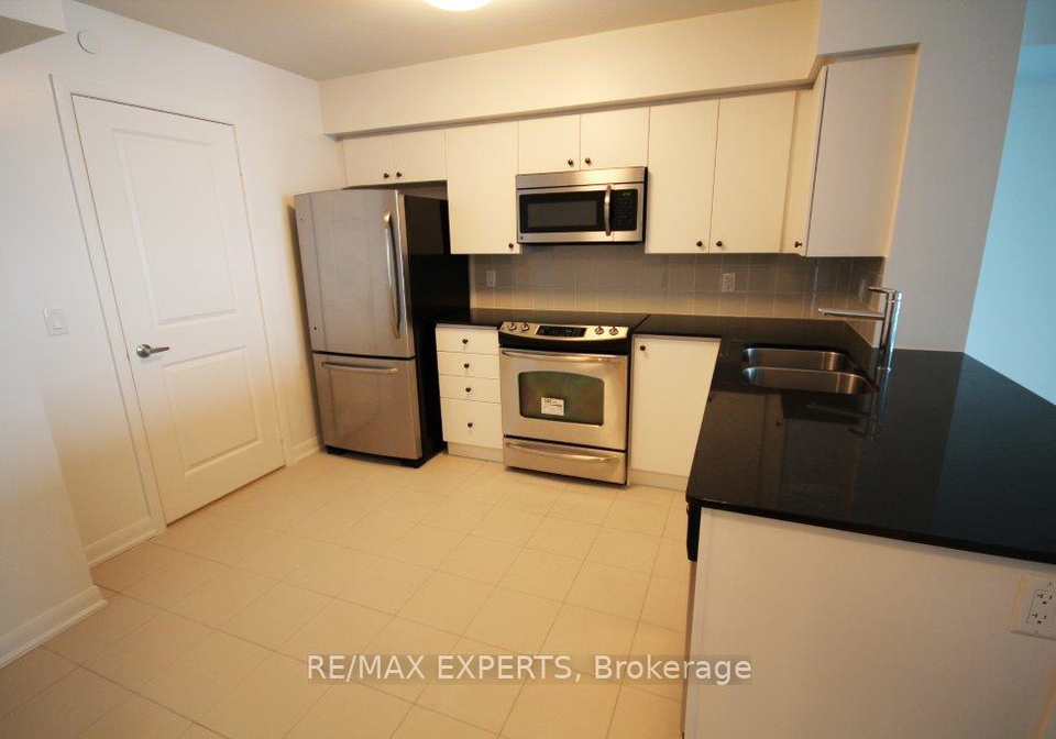 215-sherway-gardens-road-toronto-etobicoke-ontario-w13514912