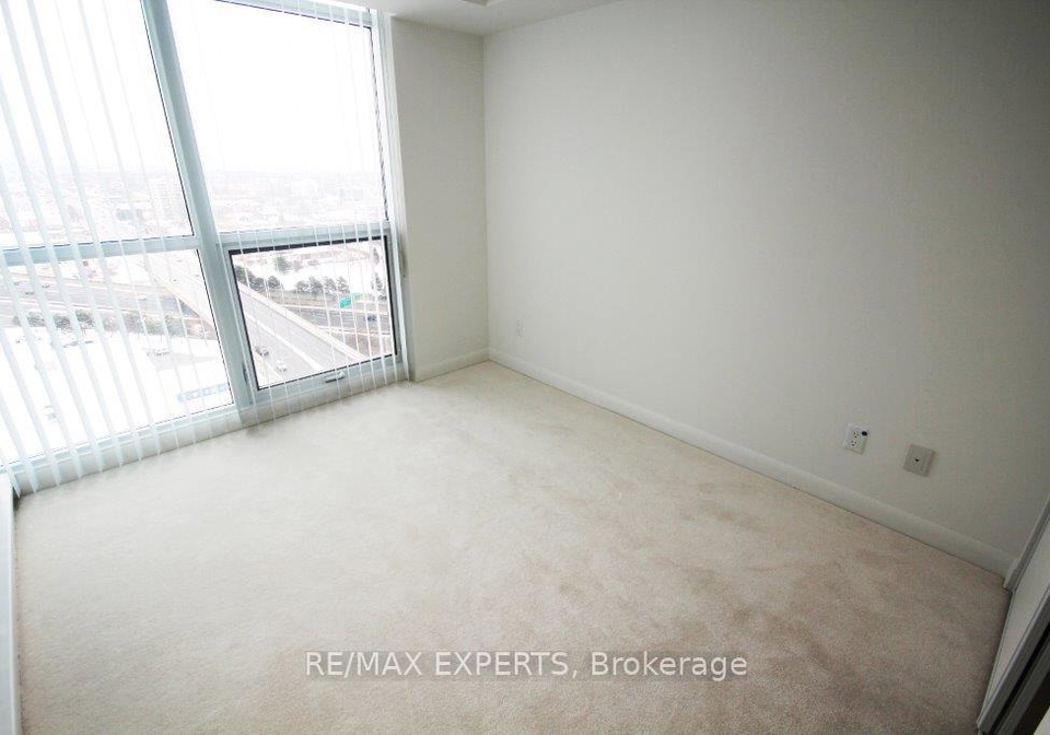 215-sherway-gardens-road-toronto-etobicoke-ontario-w13514912